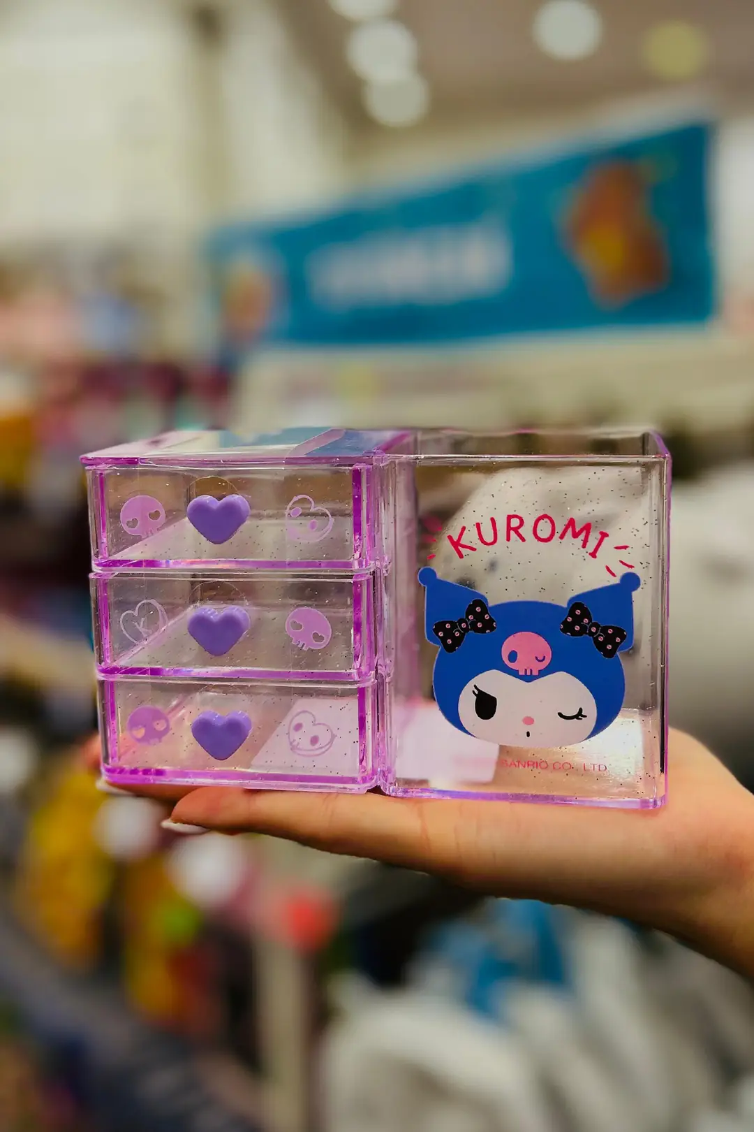 Sanrio Lisanslı Kuromi Mini 3 Katmanlı Masa Düzenleyici – Şeffaf Gövdeli Organizer 13.5 Cm
