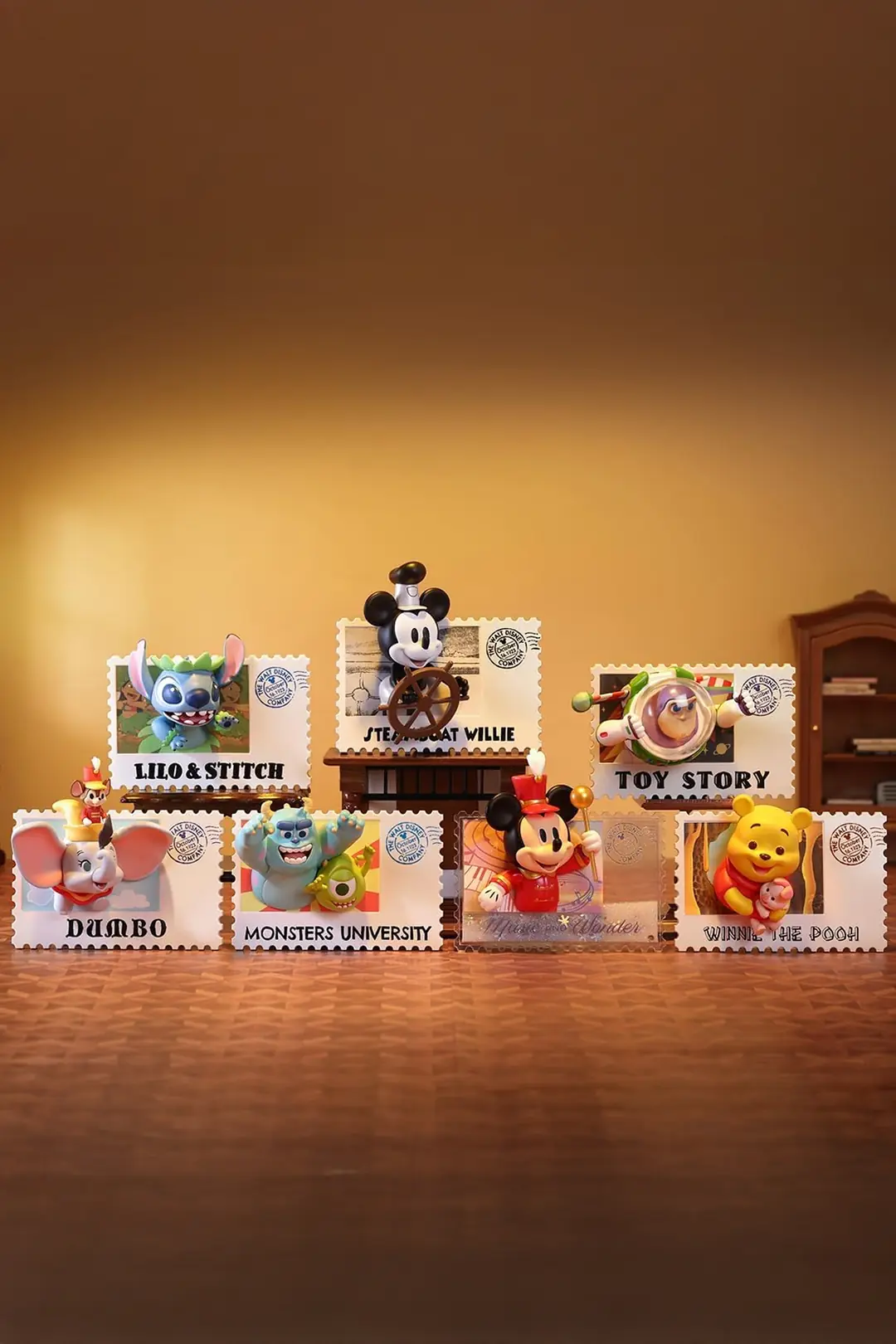 Disney Lisanslı Retro Pul Serisi Sürpriz Figürlü Kutu - Blind Box