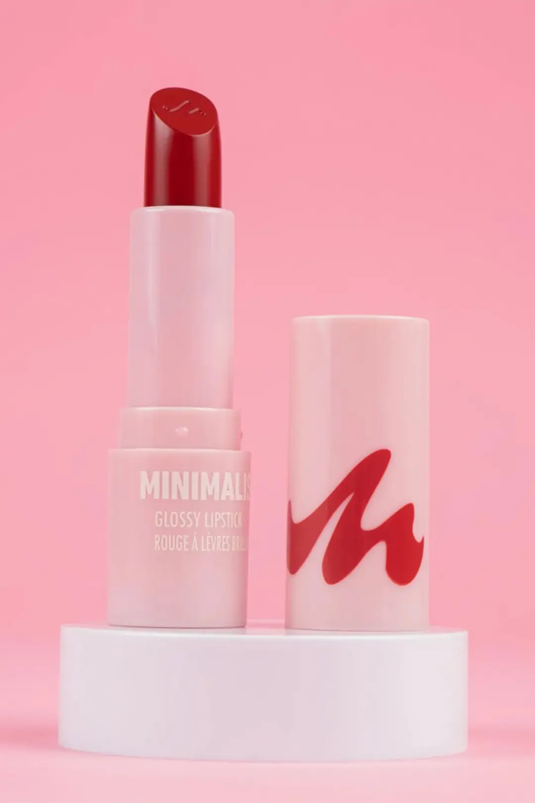Miniso Lisanslı Minimalist Serisi Parlak Ruj No 03 - Derin Kırmızı Tonu ve Nemlendirici Etkili Işıltılı Dudak Boyası
