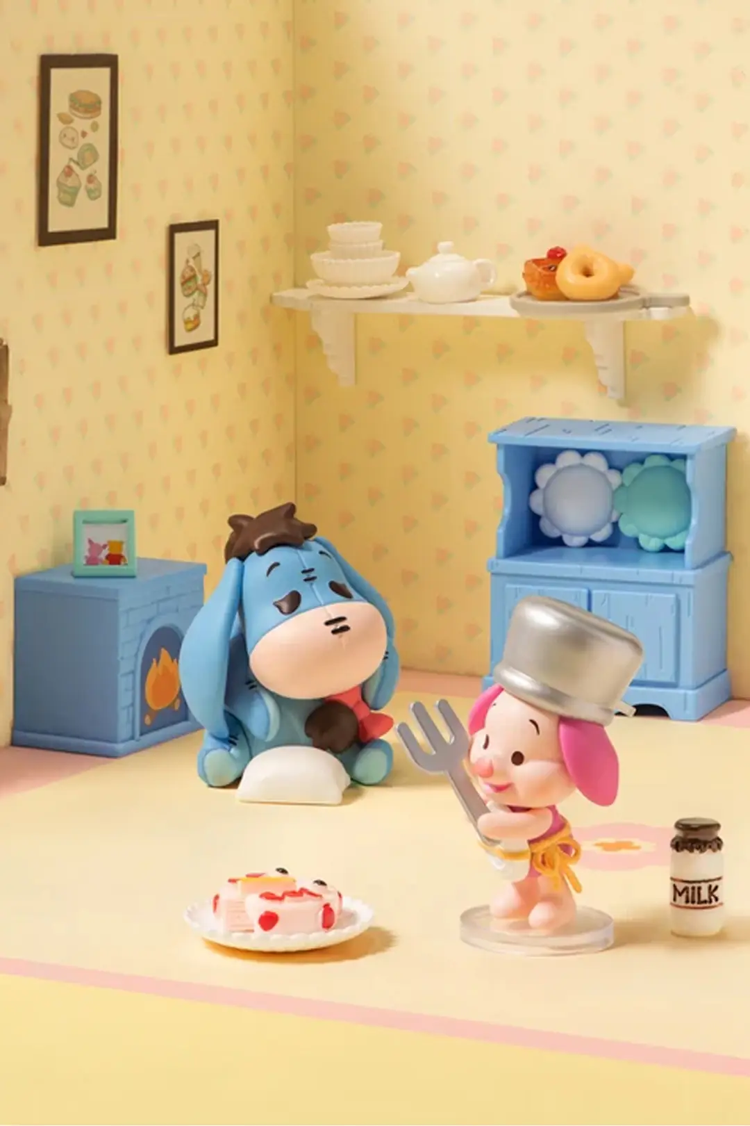 Disney Winnie the Pooh Evde Güzel Anlar Koleksiyonu Sürpriz Kutu Blind Box