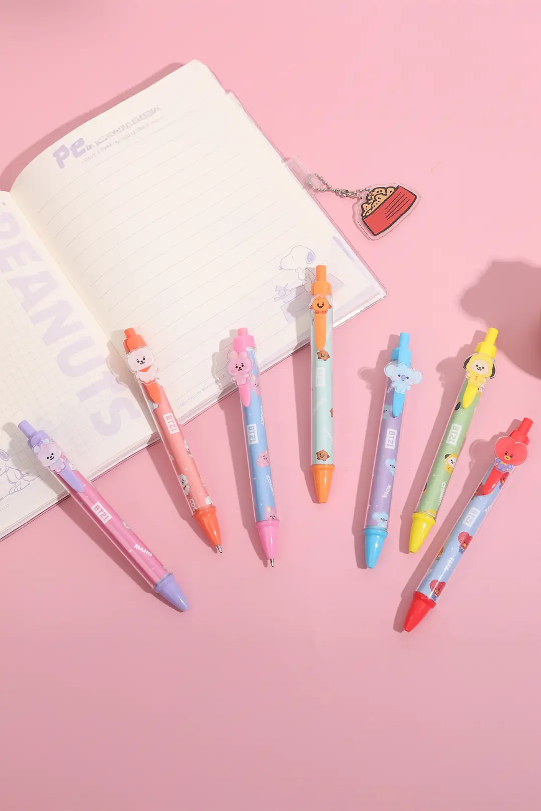 BT21 Lisanslı Figürlü Tükenmez Kalem (1.0 Mm, Siyah) – Ergonomik Tasarım Akıcı Yazım Deneyimi 13,5 Cm