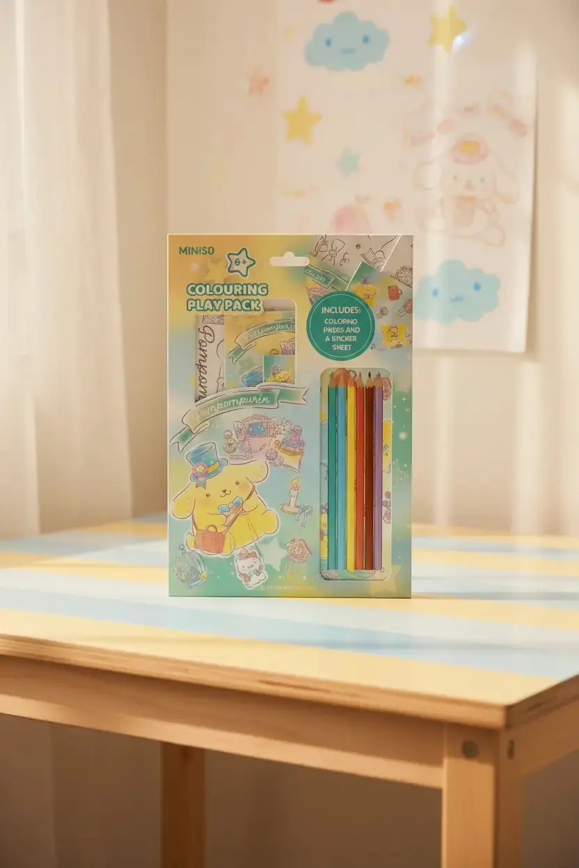 Sanrio Lisanslı Pompompurin Renkli Boyama Seti - Çıkartmalı ve Kalemli Çocuk Aktivite Seti