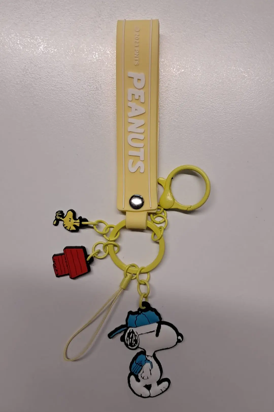 Peanuts Snoopy Colorful Life Koleksiyonu Telefon Askısı – Snoopy