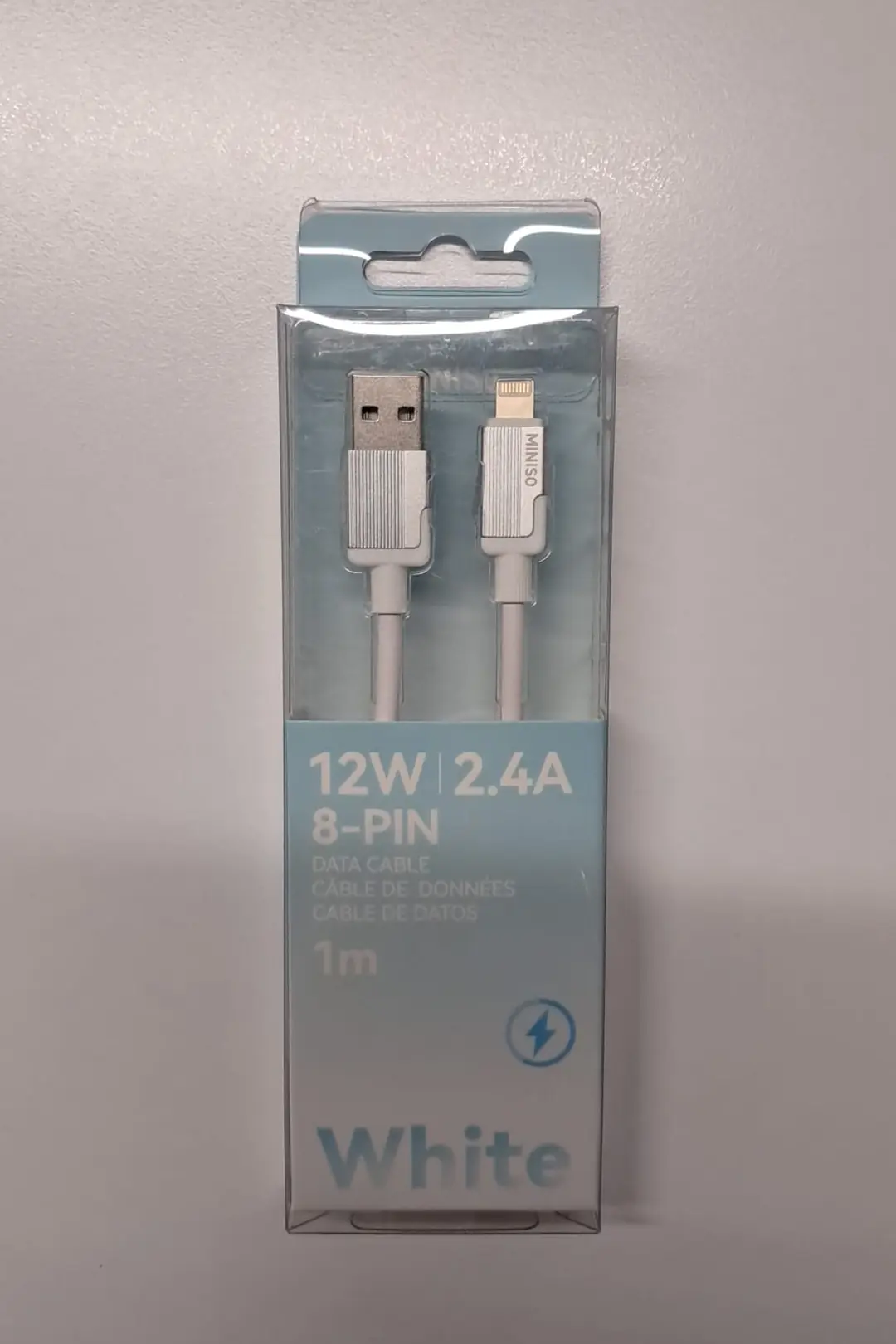 Miniso Lisanslı Macaron Serisi 8-PIN Hızlı Şarj Veri Kablosu – 2,4A Beyaz