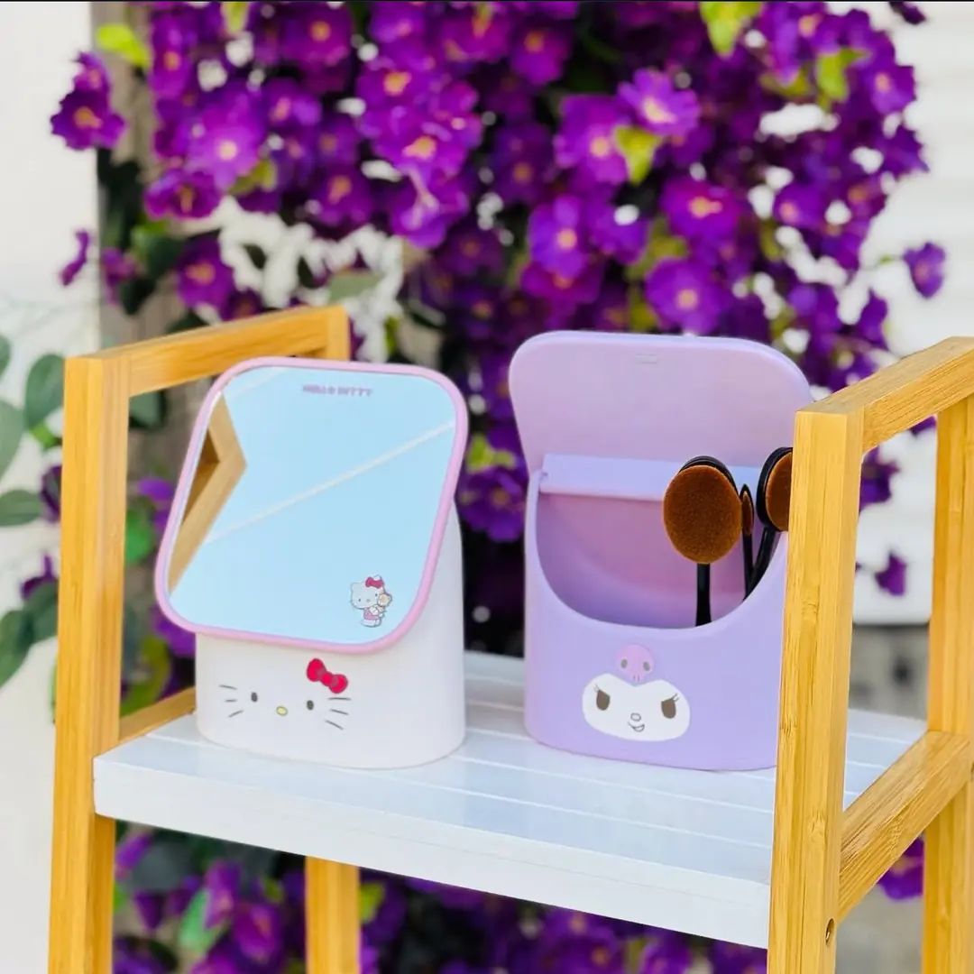 Sanrio Lisanslı Düzenleyicili Makyaj Aynası