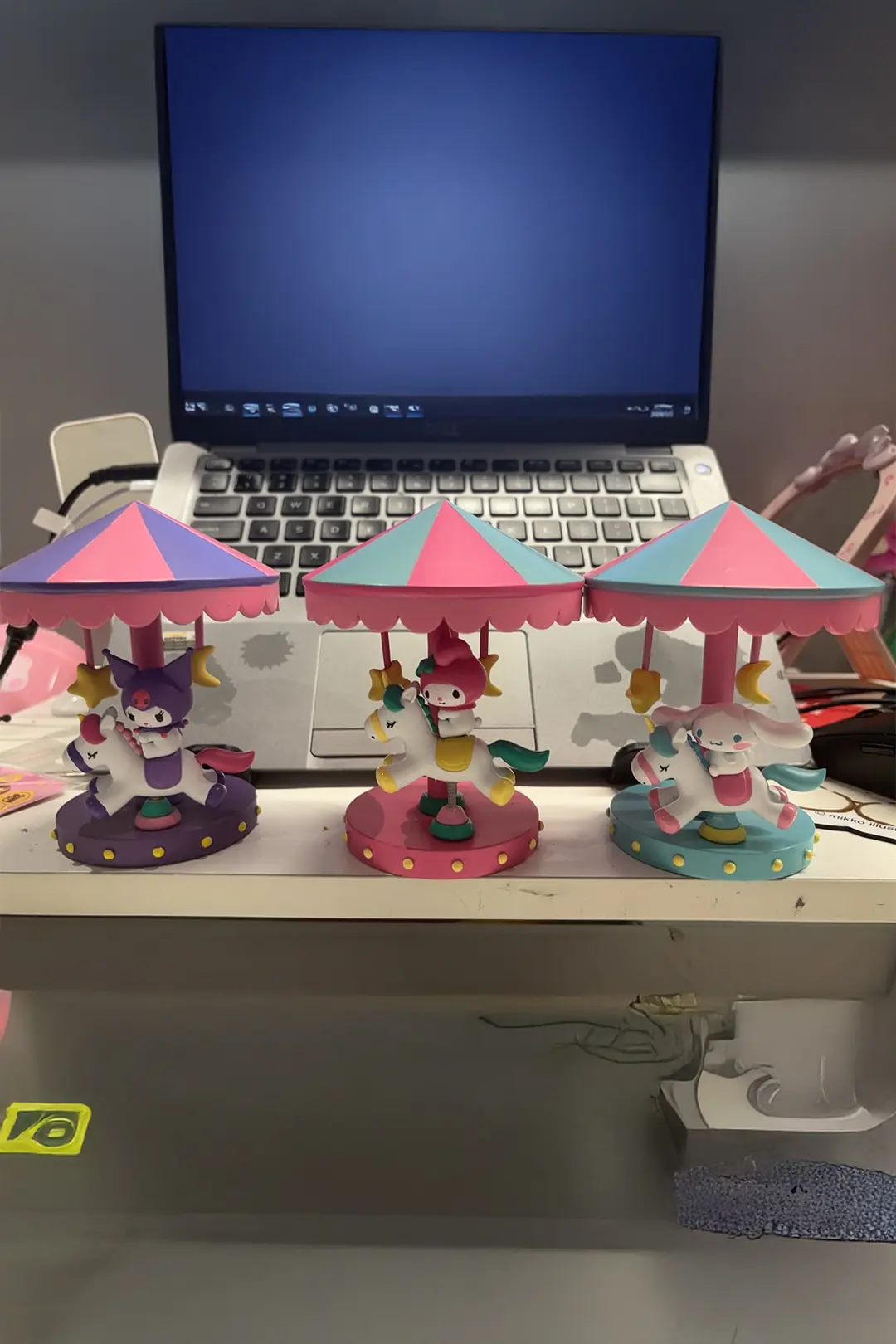Sanrio Lisanslı Sanrio Karakterleri Şarj Edilebilir Atlıkarınca Gece Lambası