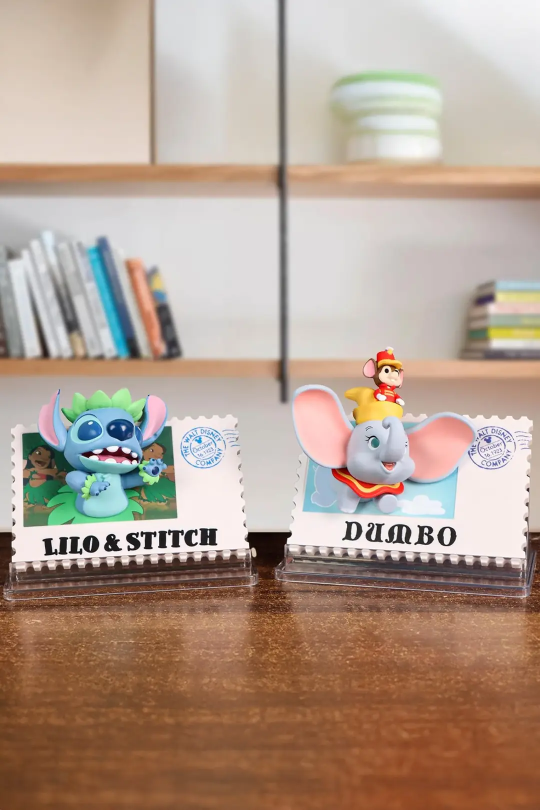 Disney Lisanslı Retro Pul Serisi Sürpriz Figürlü Kutu - Blind Box