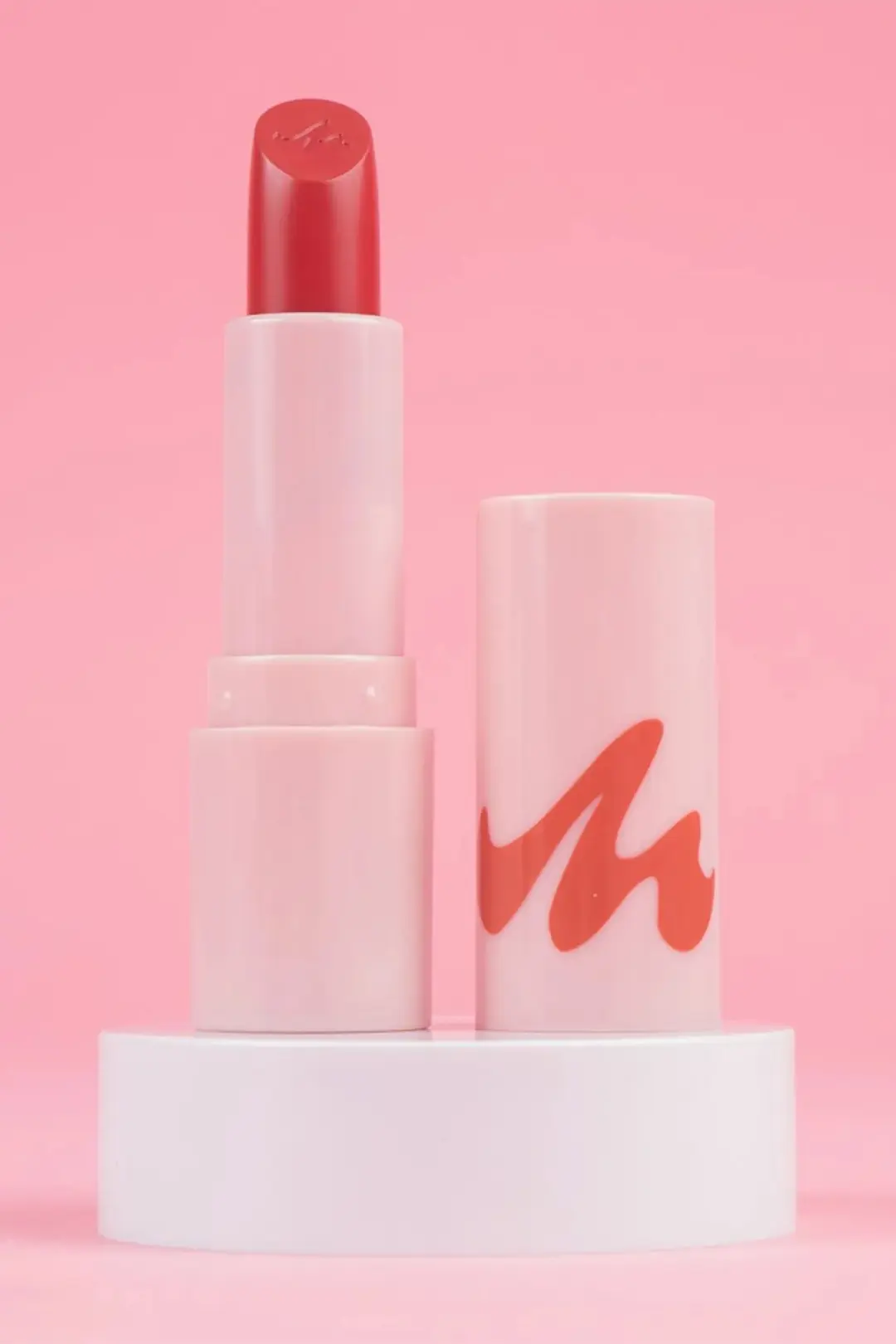 Miniso Lisanslı Minimalist Serisi Parlak Ruj No 13 - Canlı Kırmızı Tonu ve Nemlendirici Etkili Işıltılı Dudak Boyası