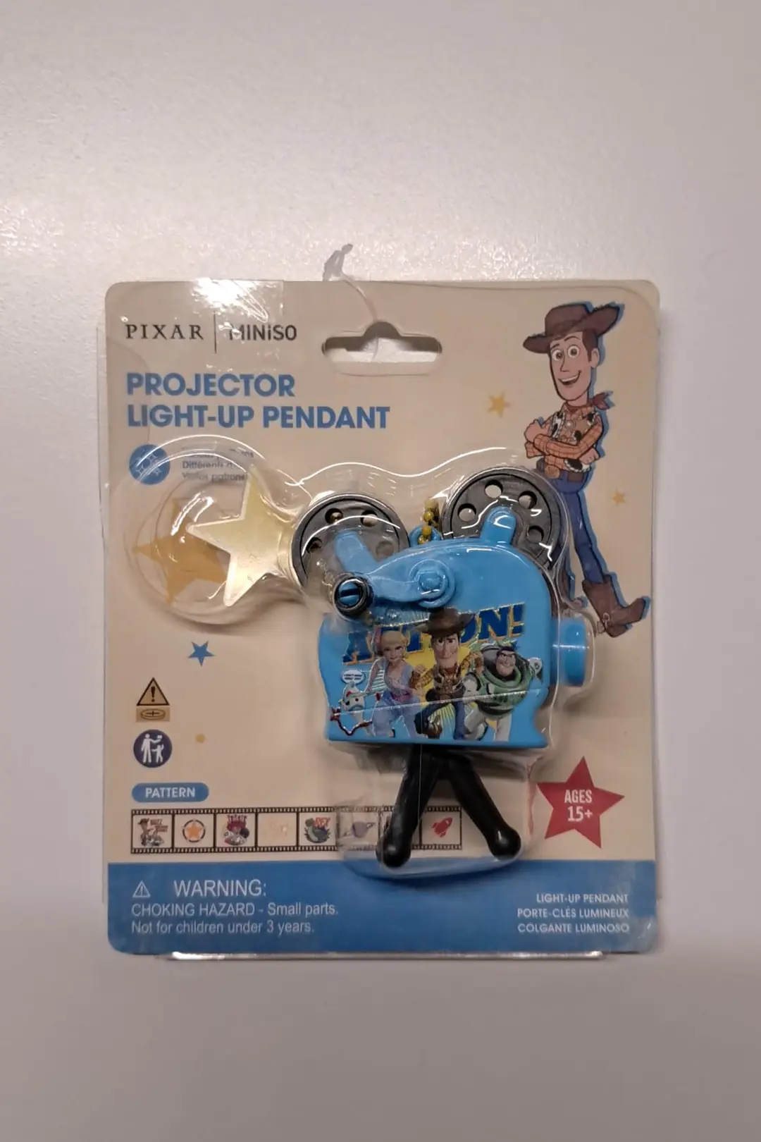 Disney Pixar Lisanslı Toy Story Projektörlü Işıklı Kolye Ucu – Mavi