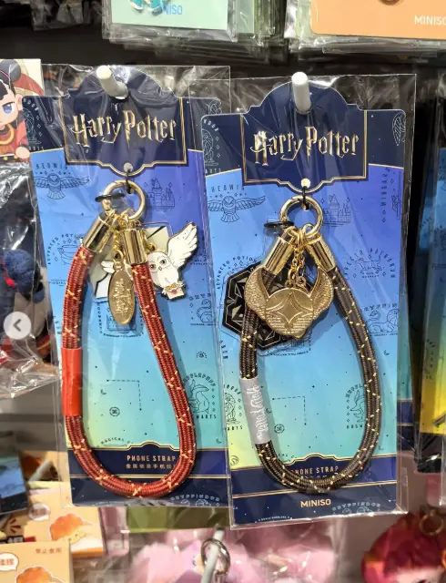Harry Potter Lisanslı Golden Snitch Metal Rozetli Telefon İpi