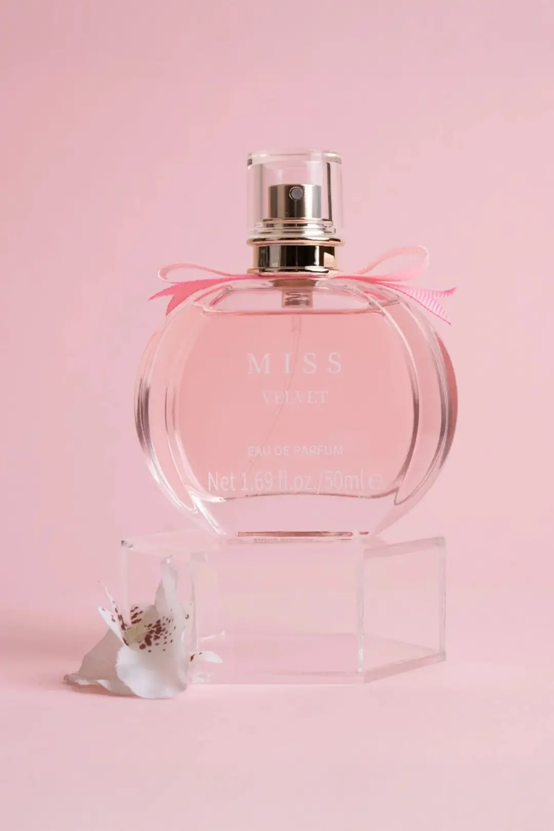 Miniso Lisanslı Miss Velvet Parfüm – Zarif ve Etkileyici Günlük Koku