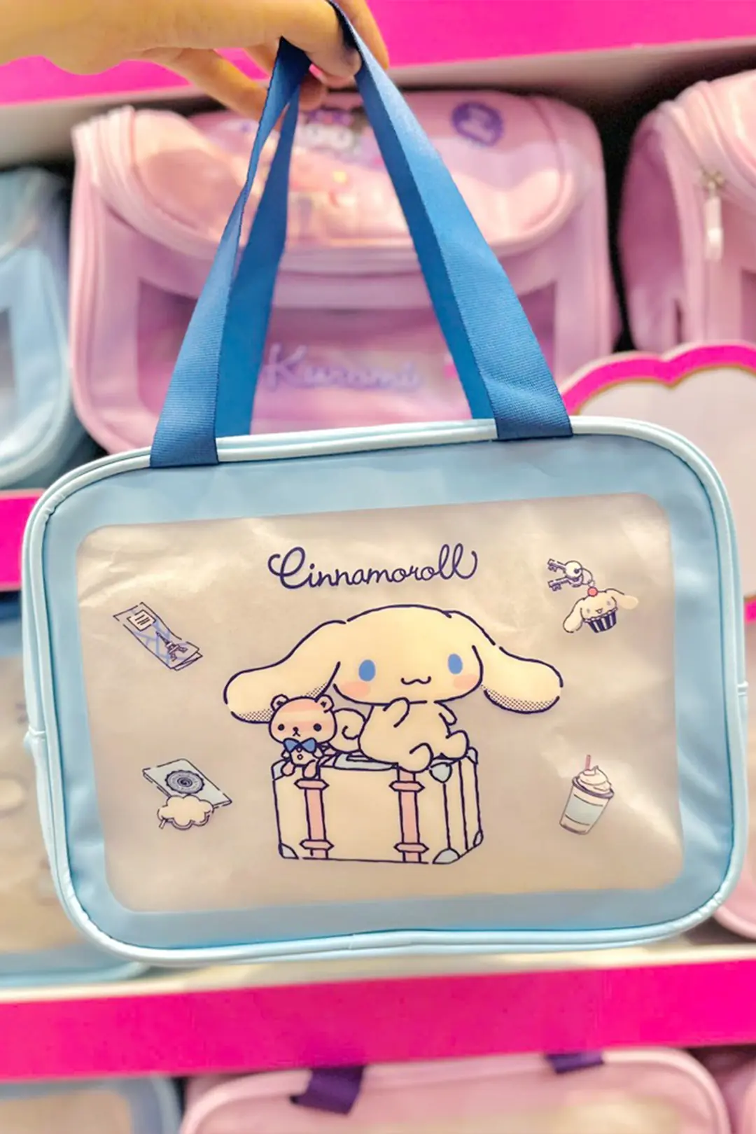 Sanrio Lisanslı Cinnamoroll Seyahat Çantası - PU Deri ve PVC Detaylı Fonksiyonel Kozmetik Çantası
