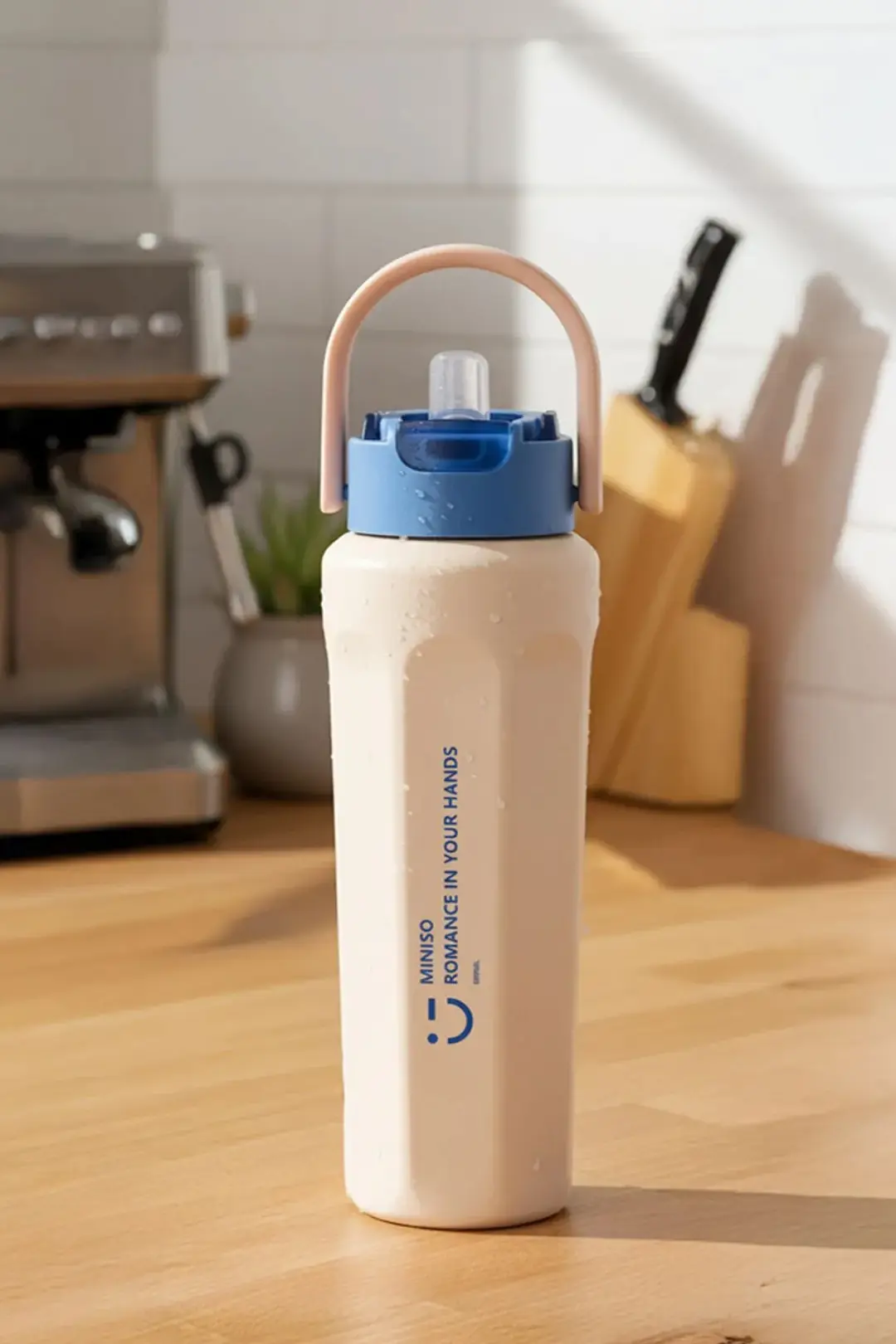 Miniso Lisanslı Çift Cidarlı Çelik Şişe 600 mL Mavi – Paslanmaz Çelik Tasarım