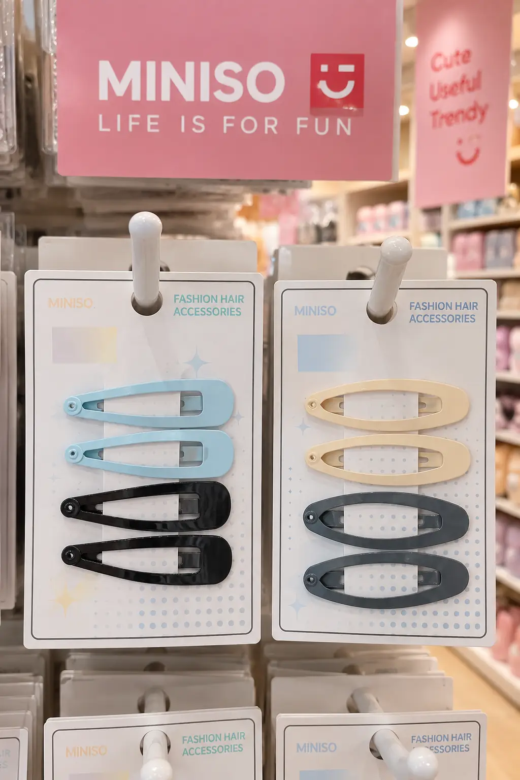 Miniso Lisanslı Sport Serisi Kaymaz Saç Tokası 4 Adet – Renkli Set
