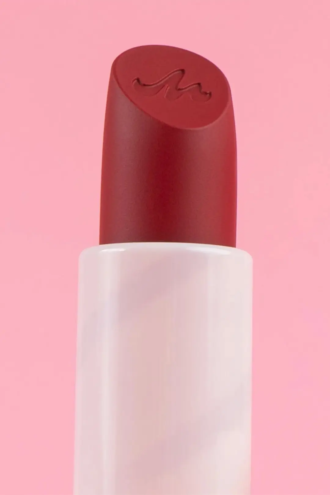 Miniso Lisanslı Minimalist Serisi Kadife Mat Ruj No 02 - Sıcak Kırmızımsı Tonu ve Pürüzsüz Dudak Renklendirici