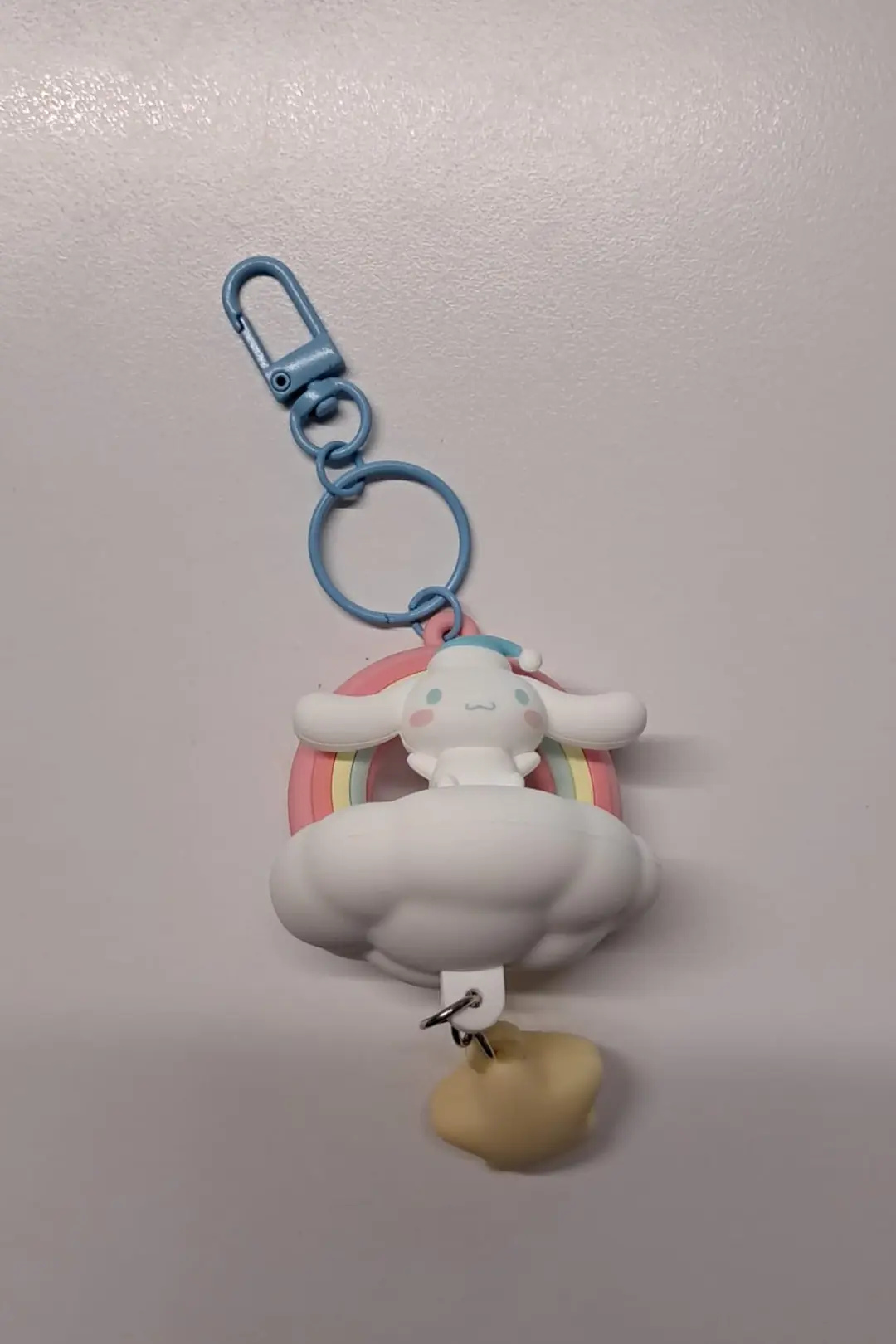 Sanrio Lisanslı Cinnamoroll Sweet Dream Koleksiyonu Bulut Işıklı Anahtarlık – Yıldız Figürlü Model