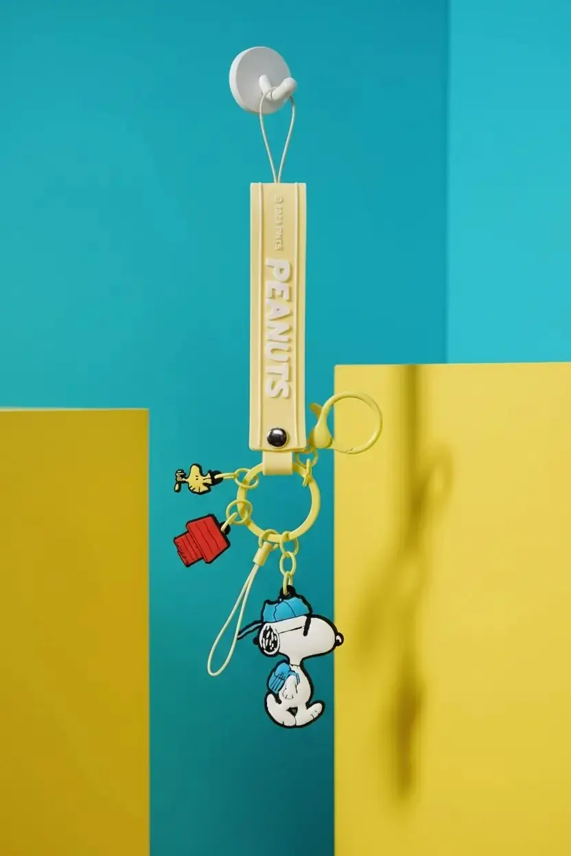 Peanuts Snoopy Colorful Life Koleksiyonu Telefon Askısı – Snoopy