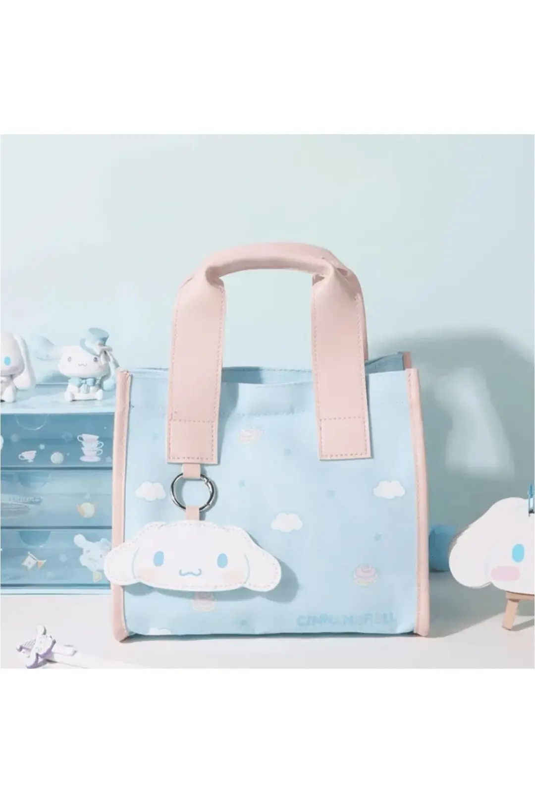 Sanrio Lisanslı Cinnamoroll Kare Yiyecek Çantası – Suya Dayanıklı Pratik Beslenme Çantası 23 Cm