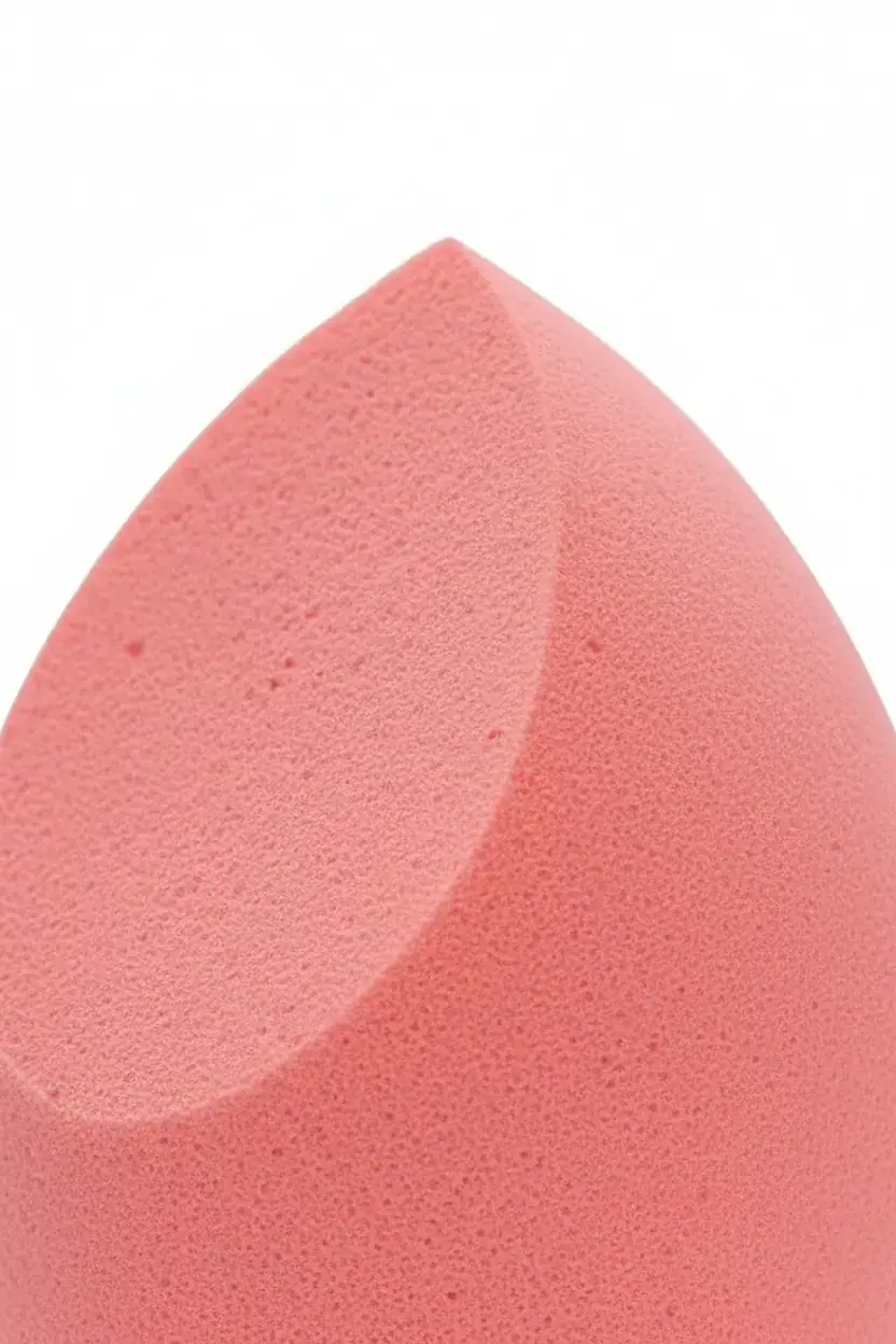 Miniso Lisanslı Makyaj Süngeri 7,5 Cm – Kusursuz Ten Uygulama Yumuşak Pürüzsüz Dokunuş