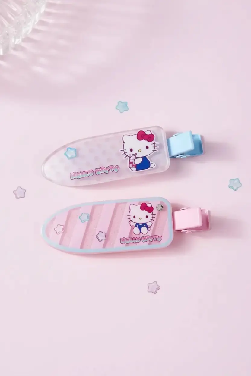 Hello Kitty Lisanslı Tatlı Fabrika Saç Tokası Seti (2 Adet) – Akrilik & Metal