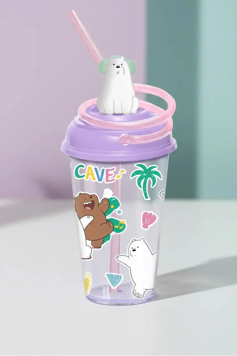 We Bare Bears Lisanslı Döndürülen Pipetli Plastik Bardak 19.6 cm - İçecek Ritüellerine Renk Katan Tasarım