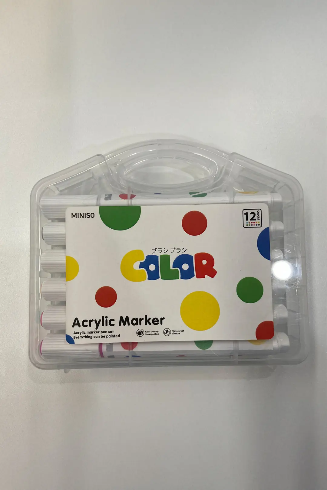 Miniso Lisanslı Puantiyeli Seri Üçgen Akrilik Marker Seti 12 Renk – Dengeli Tutuş