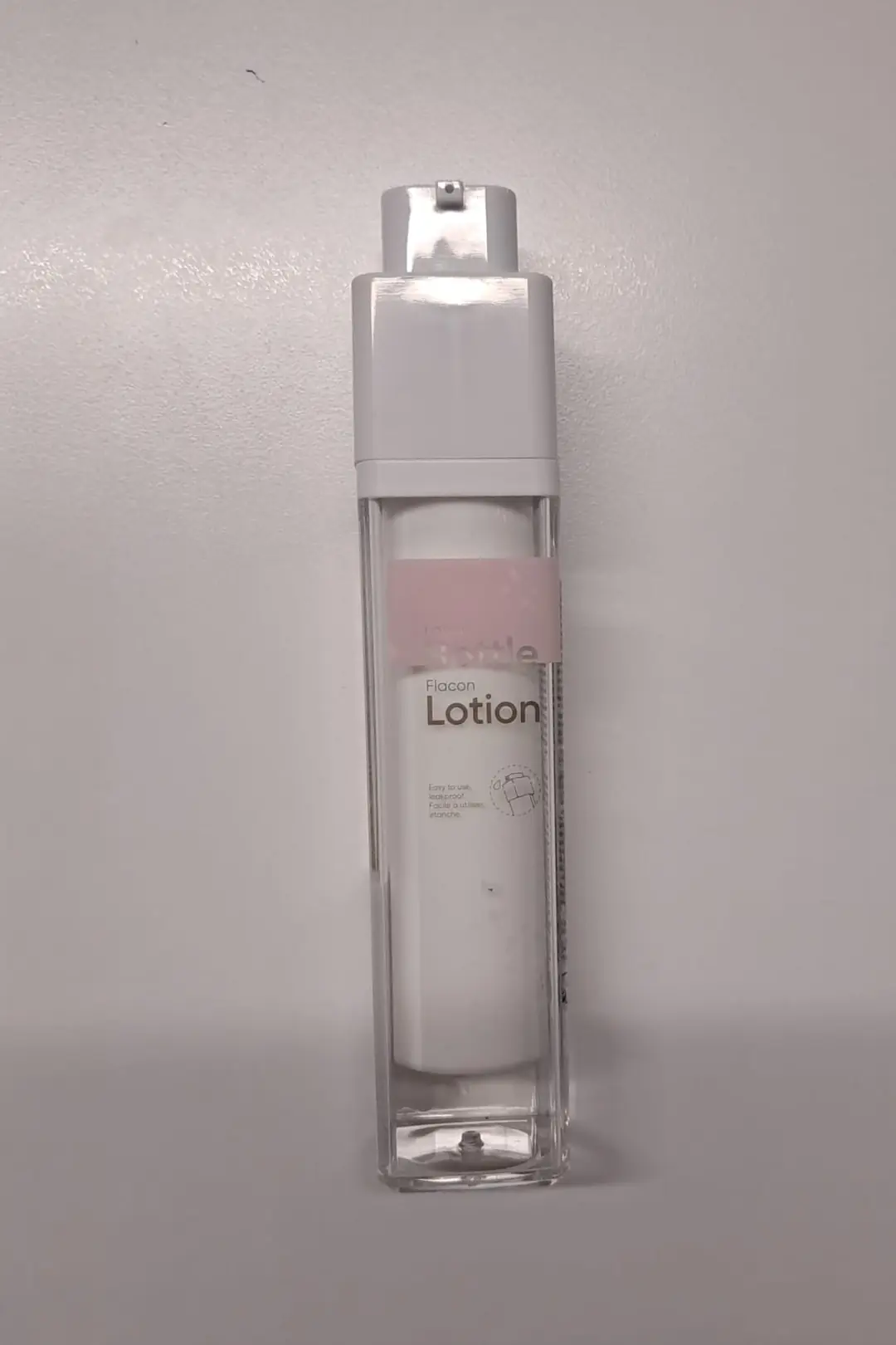 Miniso Lisanslı Vakumlu Pompalı Losyon Şişesi 50 ml – Sızdırmaz Seyahat Tipi