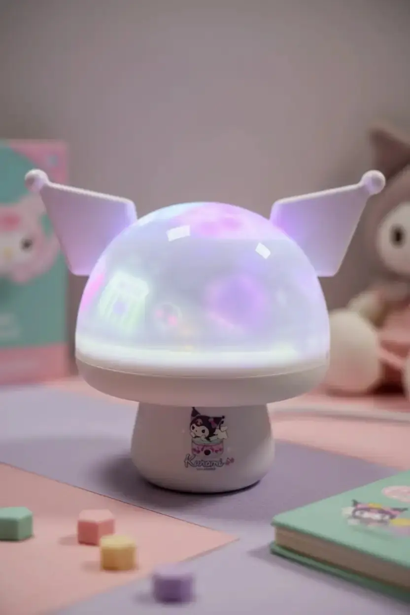 Sanrio Lisanslı Kuromi Yıldızlı Gökyüzü Alemi Projeksiyon Lamba – Gece Işığı Efektli