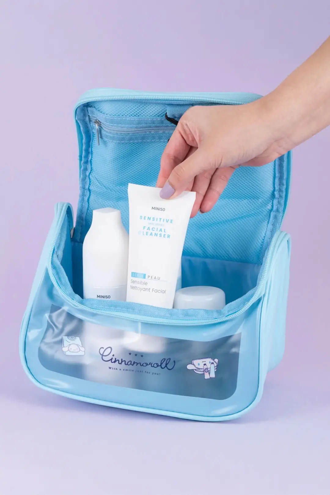Sanrio Lisanslı Cinnamoroll Makyaj Seyahat Çantası - Geniş İç Hacimli Fermuarlı Kozmetik Düzenleyici